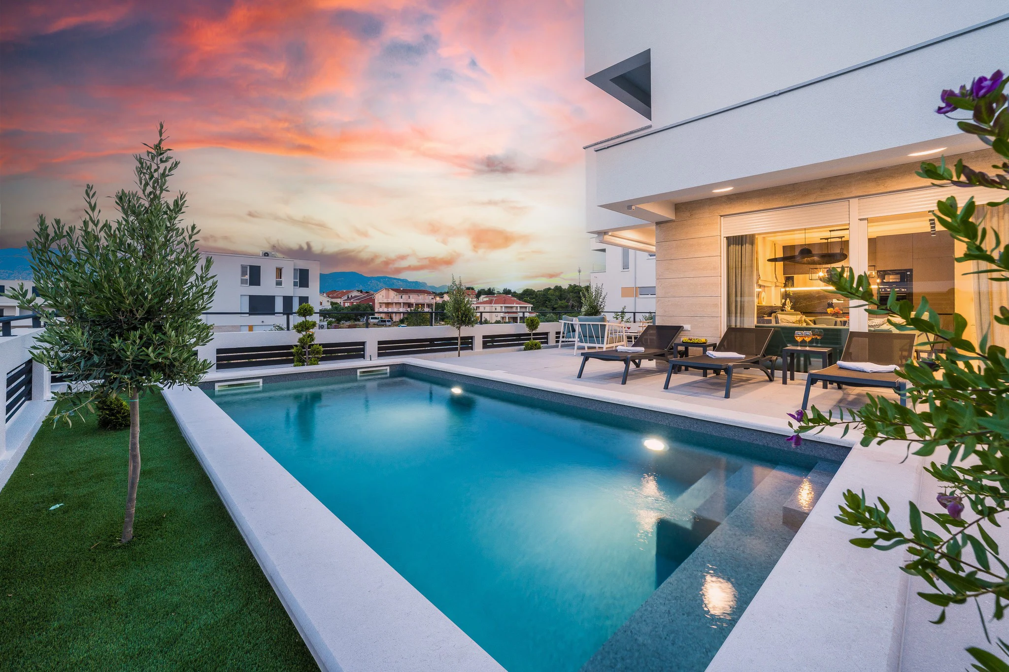 Luxury villa with private swimming pool in Novalja, Pag